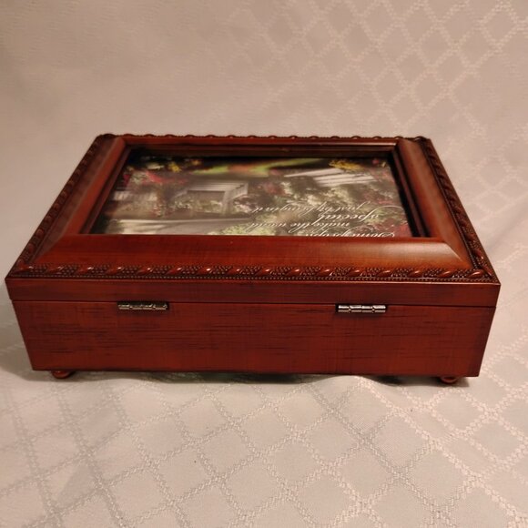 Special World Garden Gazebo Photo/Music Jewelry Box - Picture 7 of 10